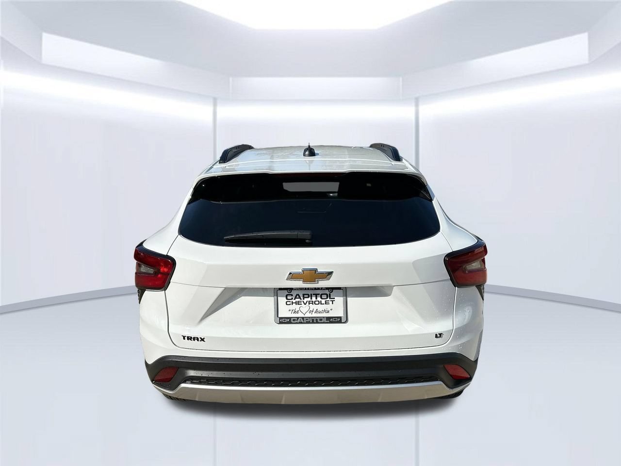 New 2026 Chevrolet Trax LT w/ LT Convenience Package FWD image 5