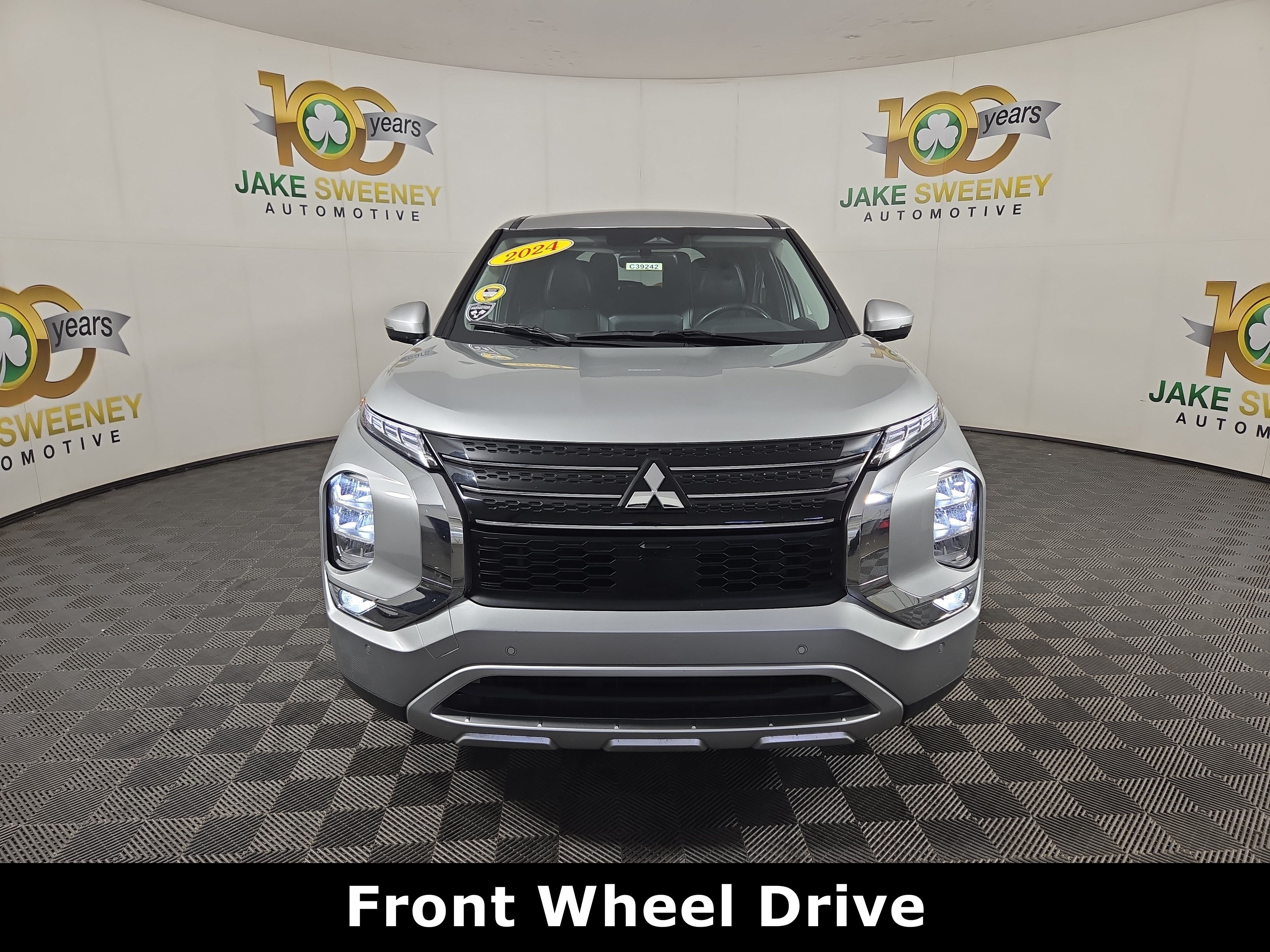 Used 2024 Mitsubishi Outlander SE FWD image 3