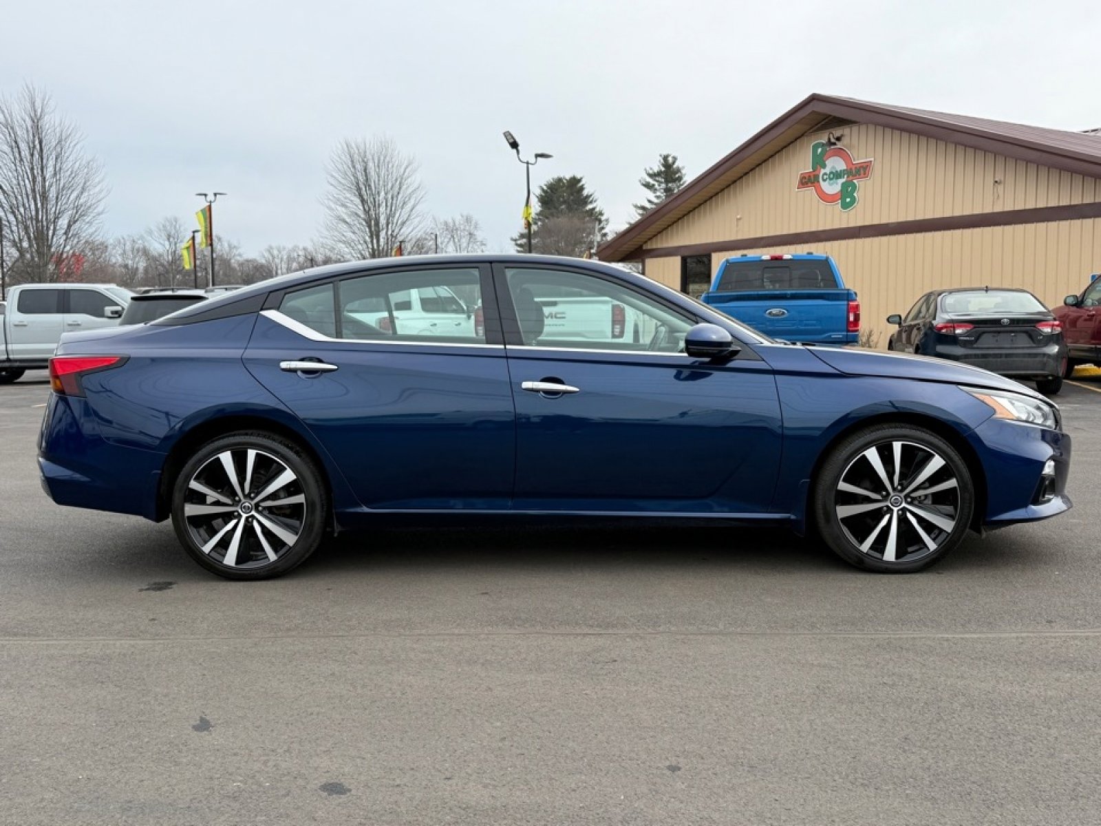 Used 2022 Nissan Altima 2.5 Platinum image 9