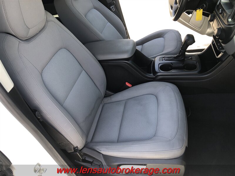 Used 2019 Chevrolet Colorado W/T RWD image 23