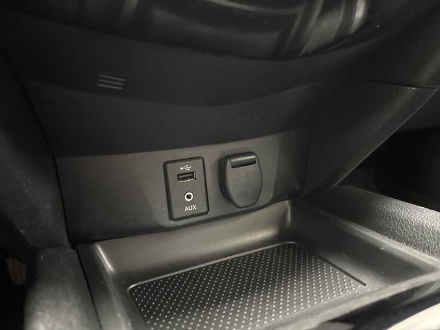 Used 2018 Nissan Rogue Sport SV w/ SV All-Weather Package image 43