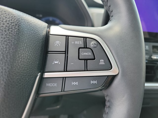 Used 2024 Toyota Grand Highlander Limited image 18