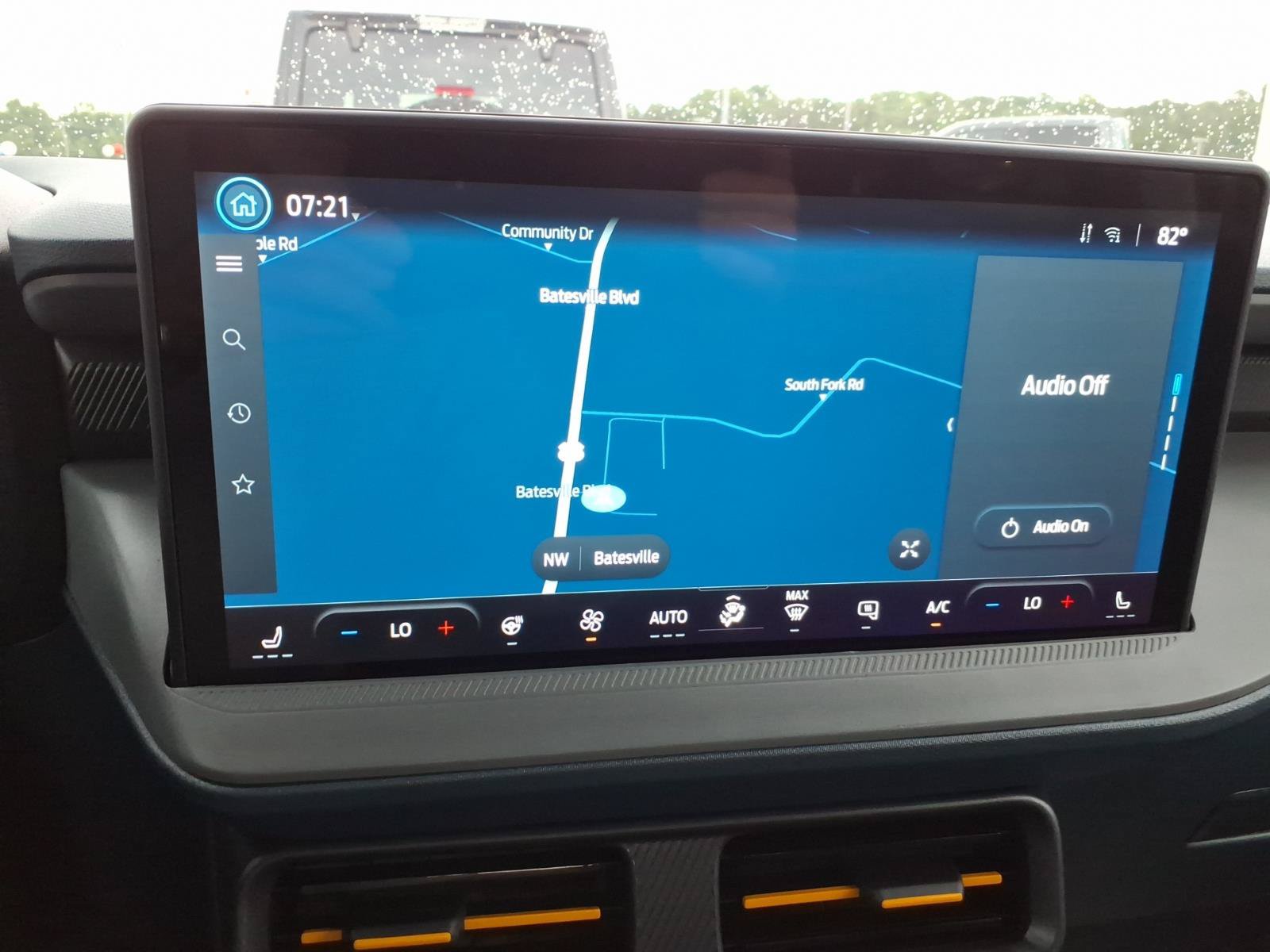 Used 2025 Ford Maverick Tremor AWD/4WD image 16