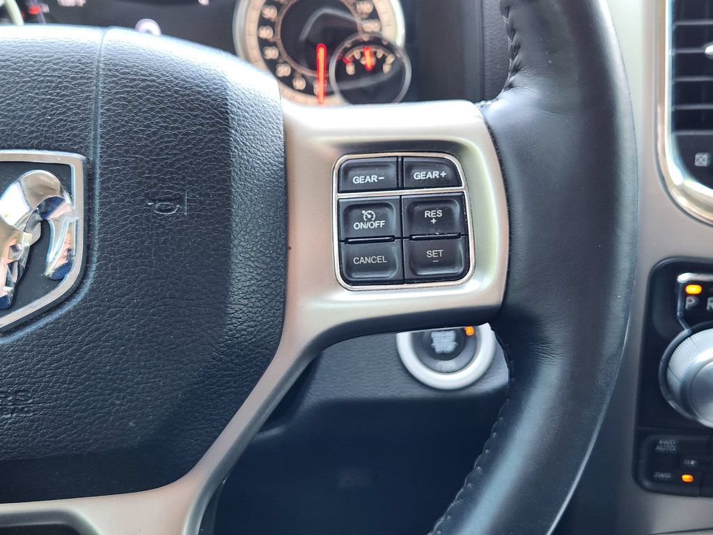 Used 2017 RAM 1500 Laramie w/ Convenience Group AWD/4WD image 18