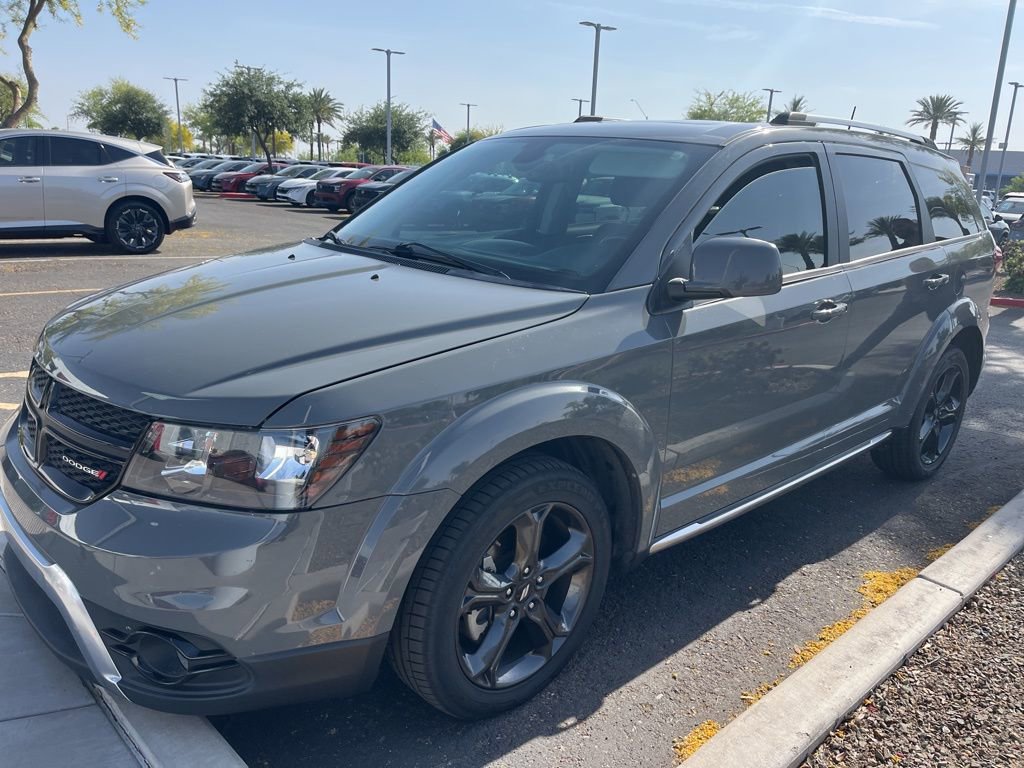 Used 2020 Dodge Journey Crossroad image 1