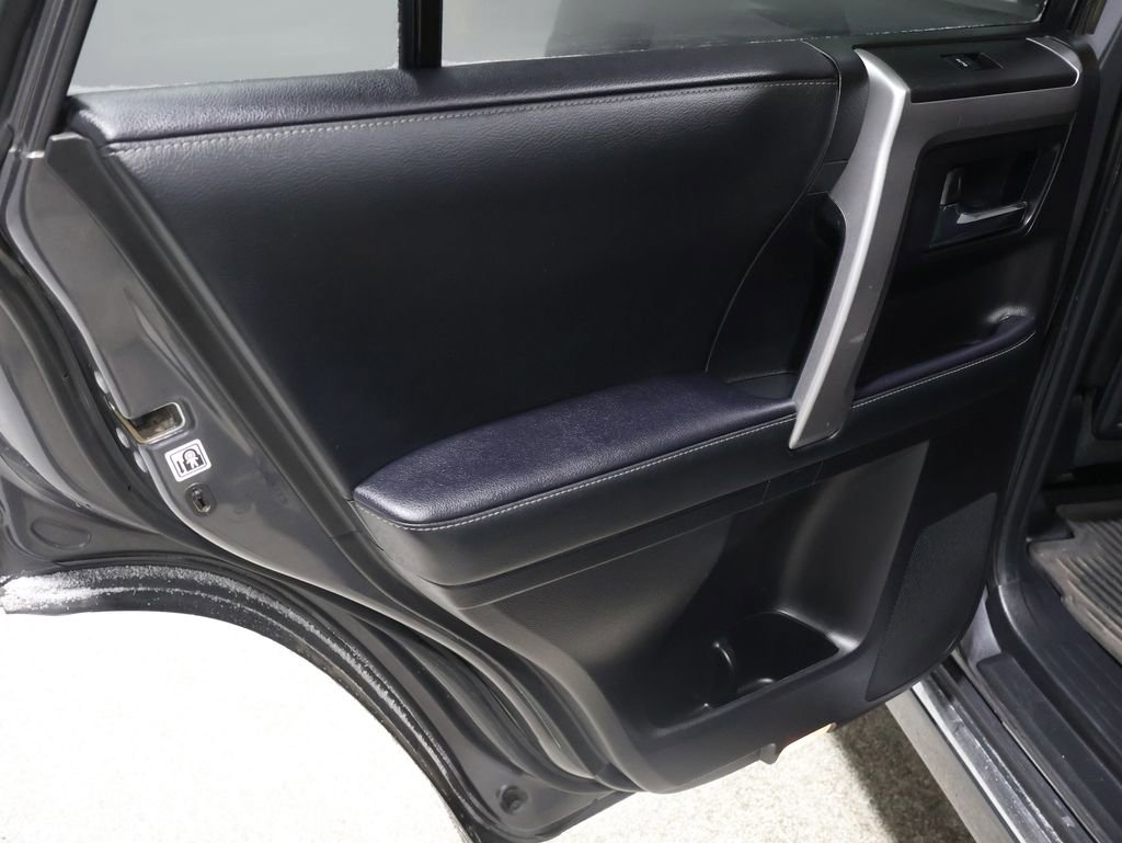 Used 2021 Toyota 4Runner Limited image 25