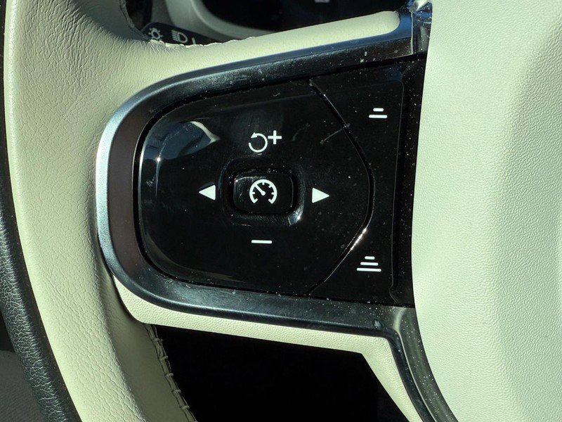 Certified 2024 Volvo S60 B5 Plus image 17