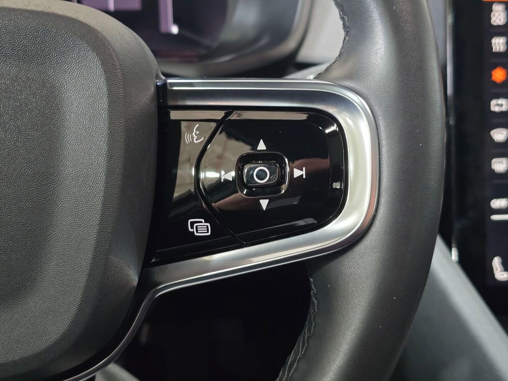 Used 2022 Polestar Polestar 2 w/ Plus Package AWD/4WD image 17