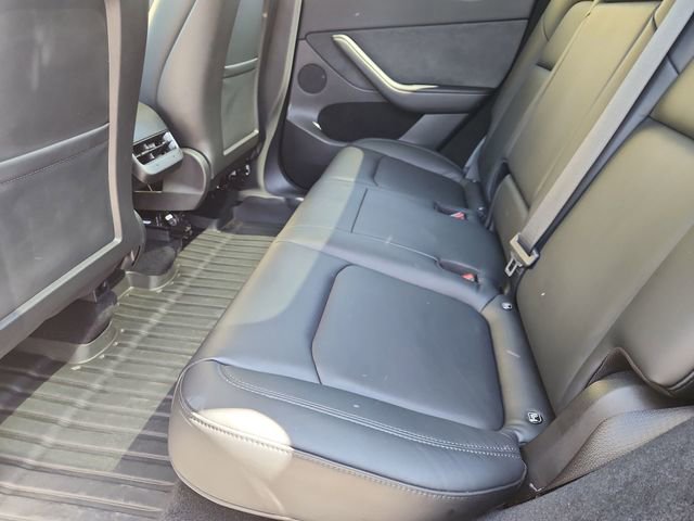 Used 2023 Tesla Model Y Performance image 24