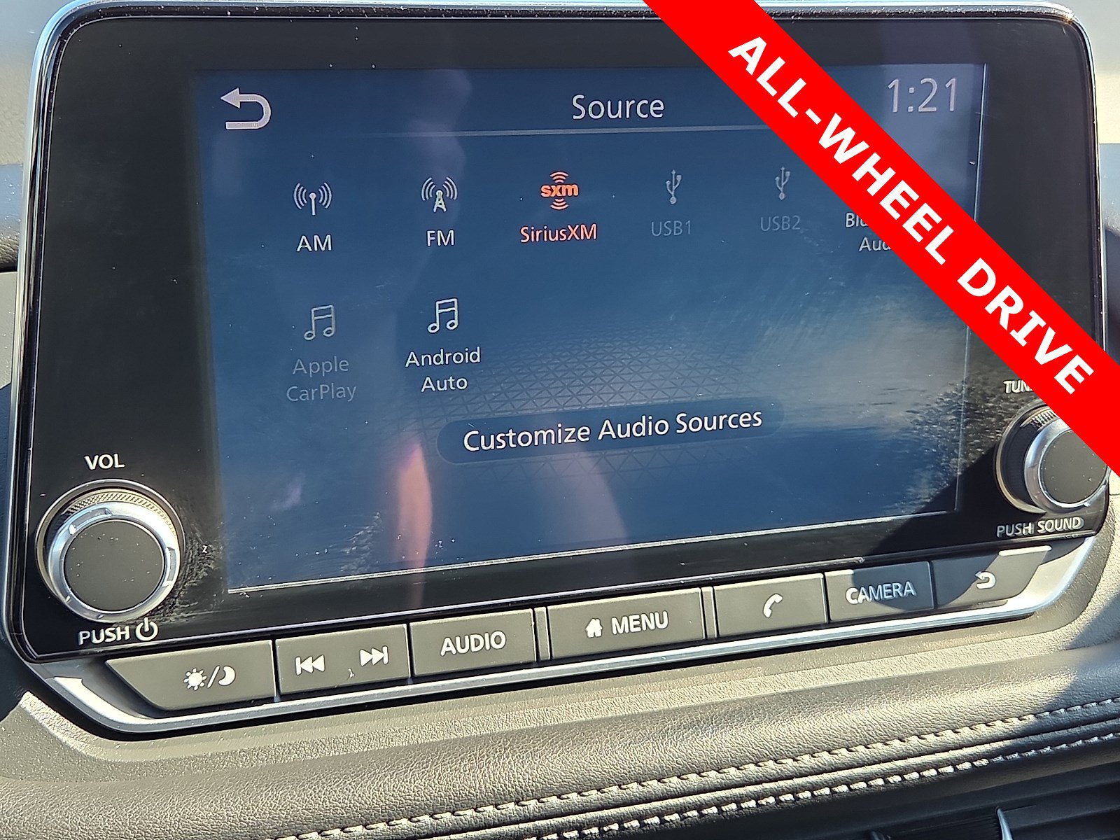 Used 2024 Nissan Rogue SV image 16