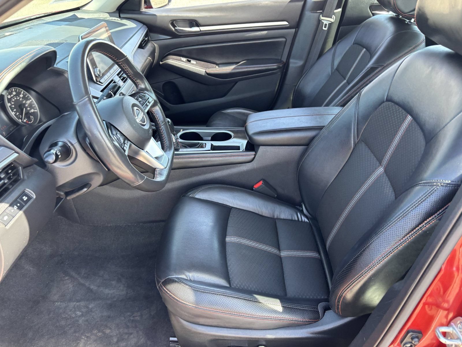 Used 2024 Nissan Altima 2.5 SR FWD image 20