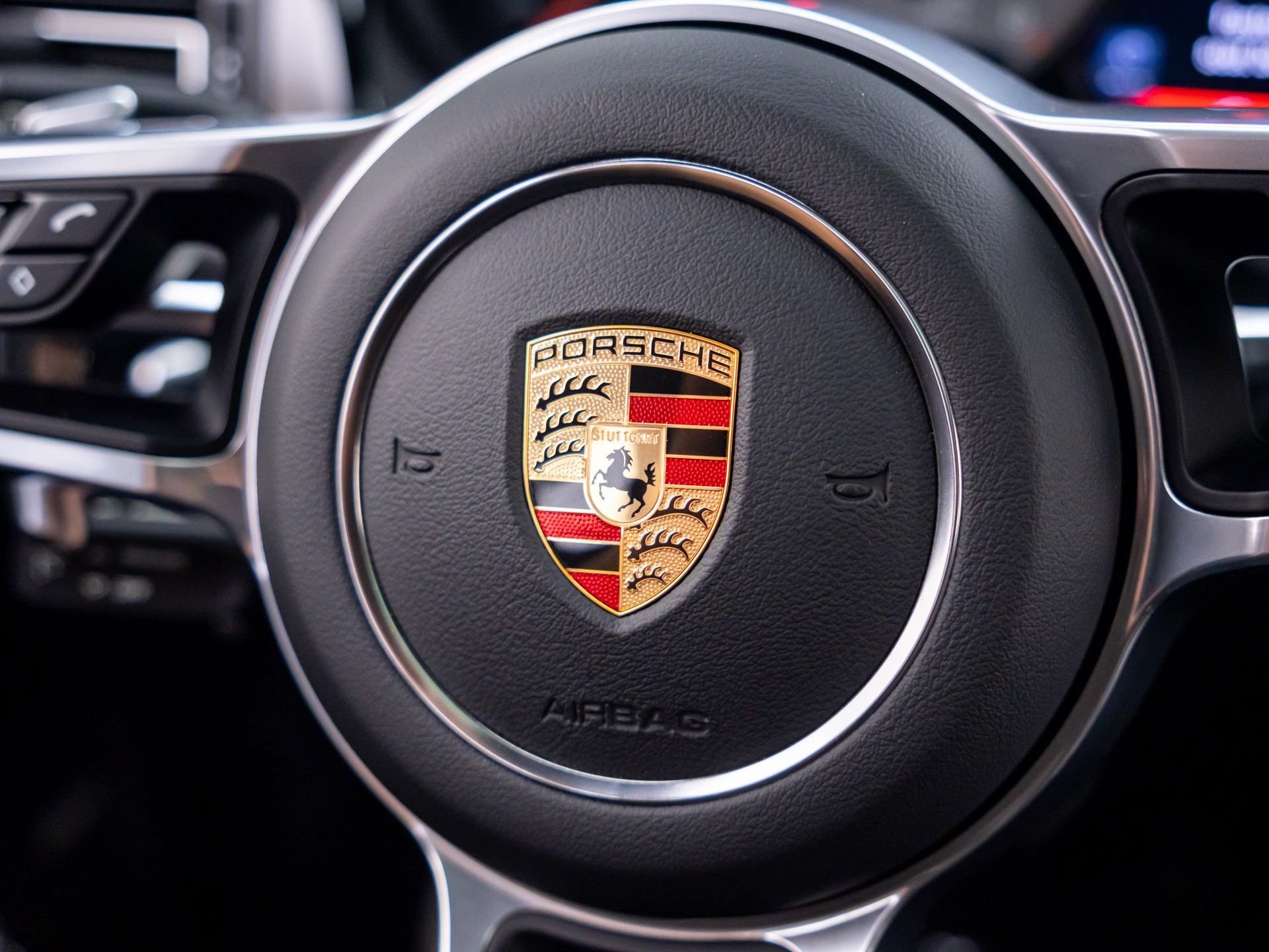 Certified 2021 Porsche Macan S AWD/4WD image 22