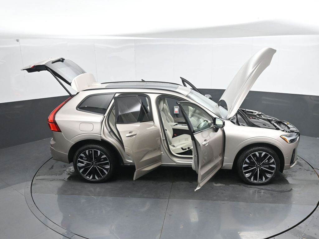 New 2026 Volvo XC60 B5 Ultra w/ Protection Package Premier image 49