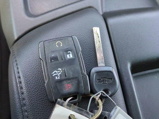 Used 2020 Chevrolet Silverado 1500 Custom w/ Custom Convenience Package image 26