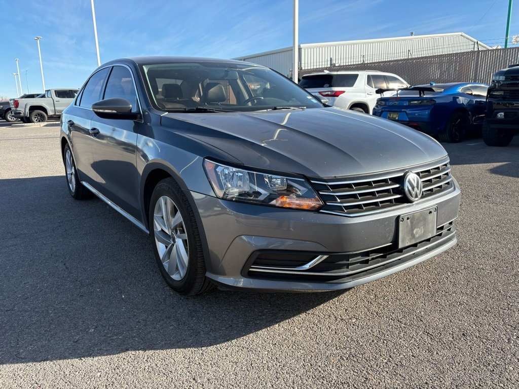 Used 2018 Volkswagen Passat 2.0T SE image 6