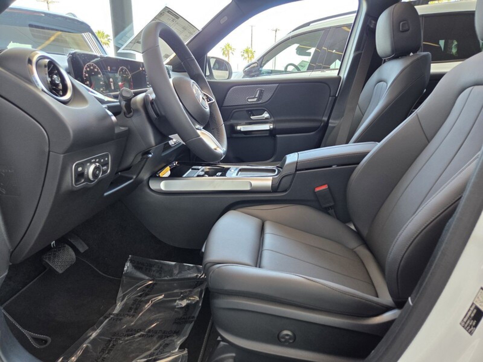 New 2026 Mercedes-Benz GLB 250 image 11