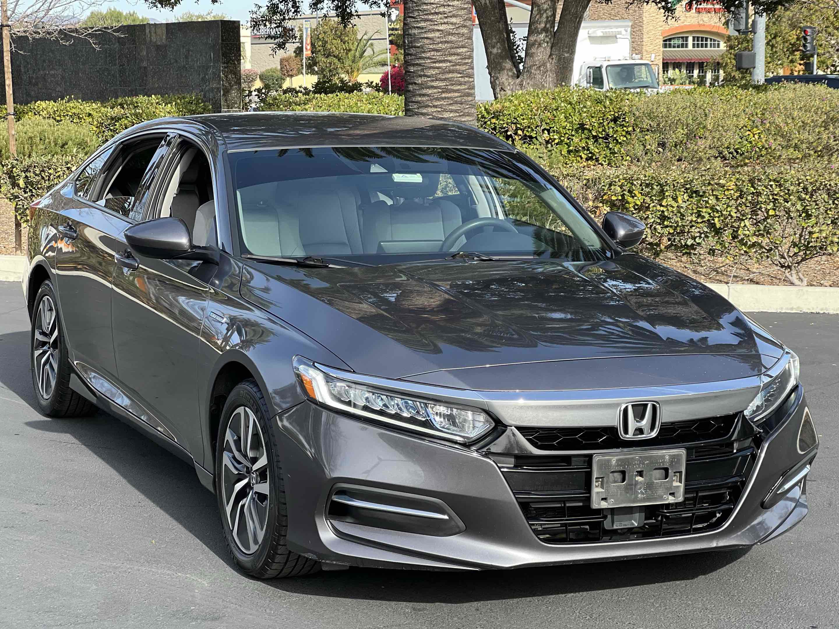 Used 2019 Honda Accord Hybrid image 16