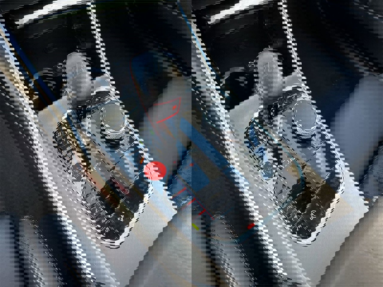 Used 2025 BMW M4 xDrive Competition w/ Executive Package image 26