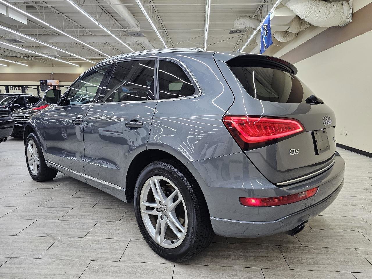Used 2016 Audi Q5 2.0T Premium Plus w/ Technology Package AWD/4WD image 8