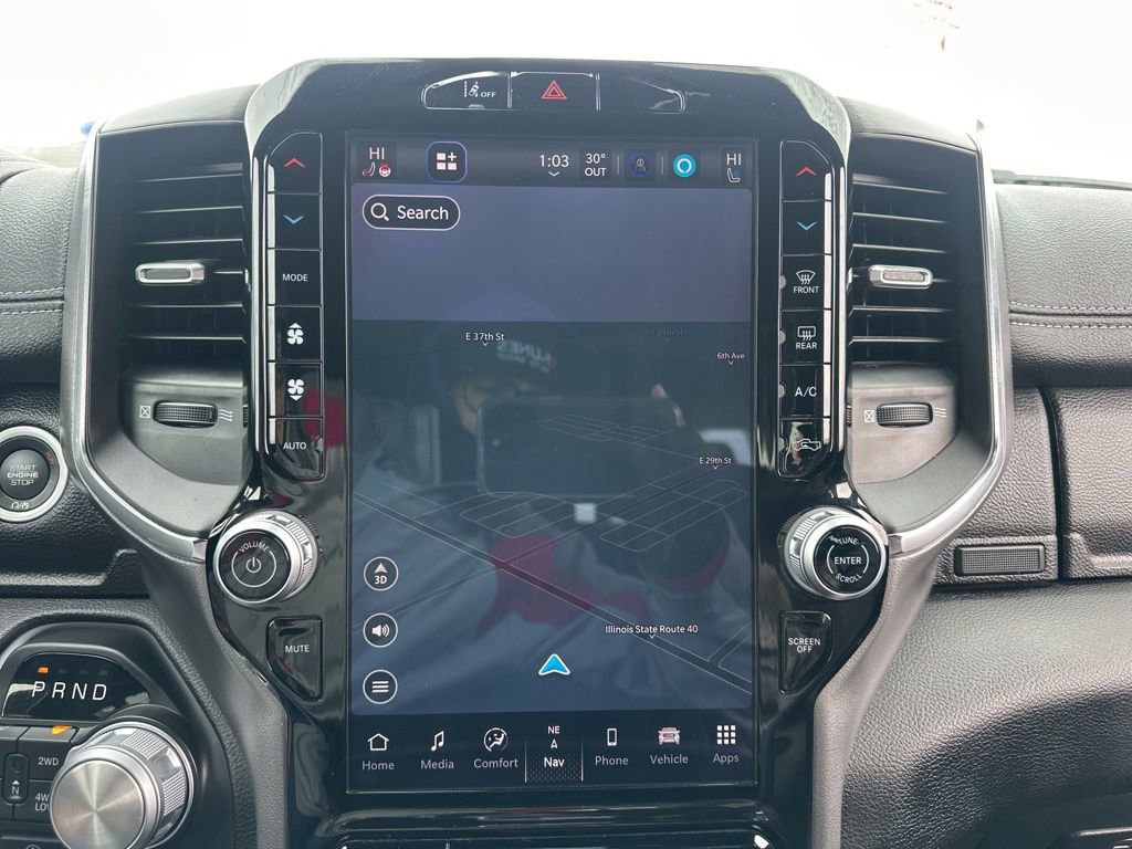 Used 2025 RAM 1500 Laramie image 32