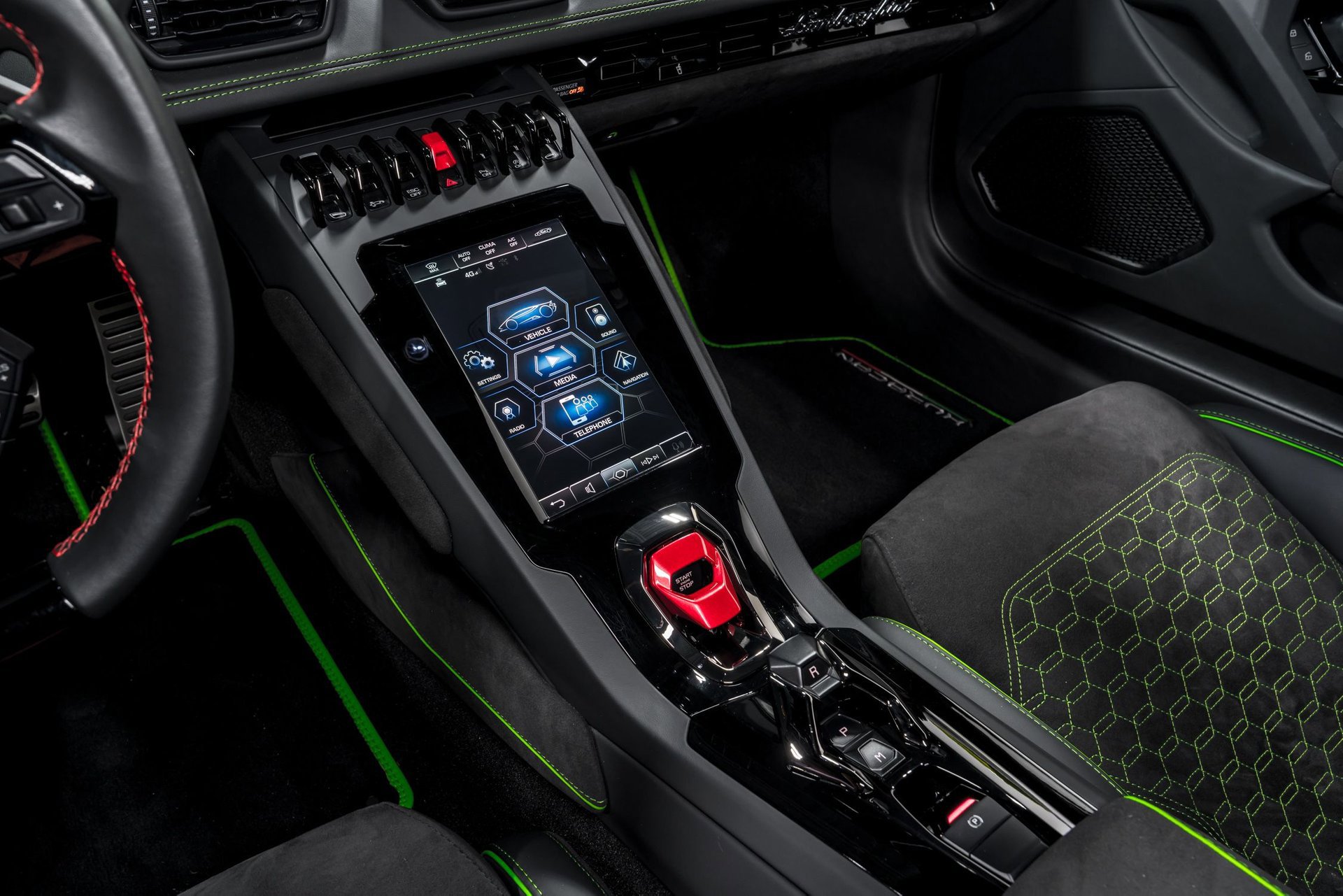 Used 2023 Lamborghini Huracan EVO image 23