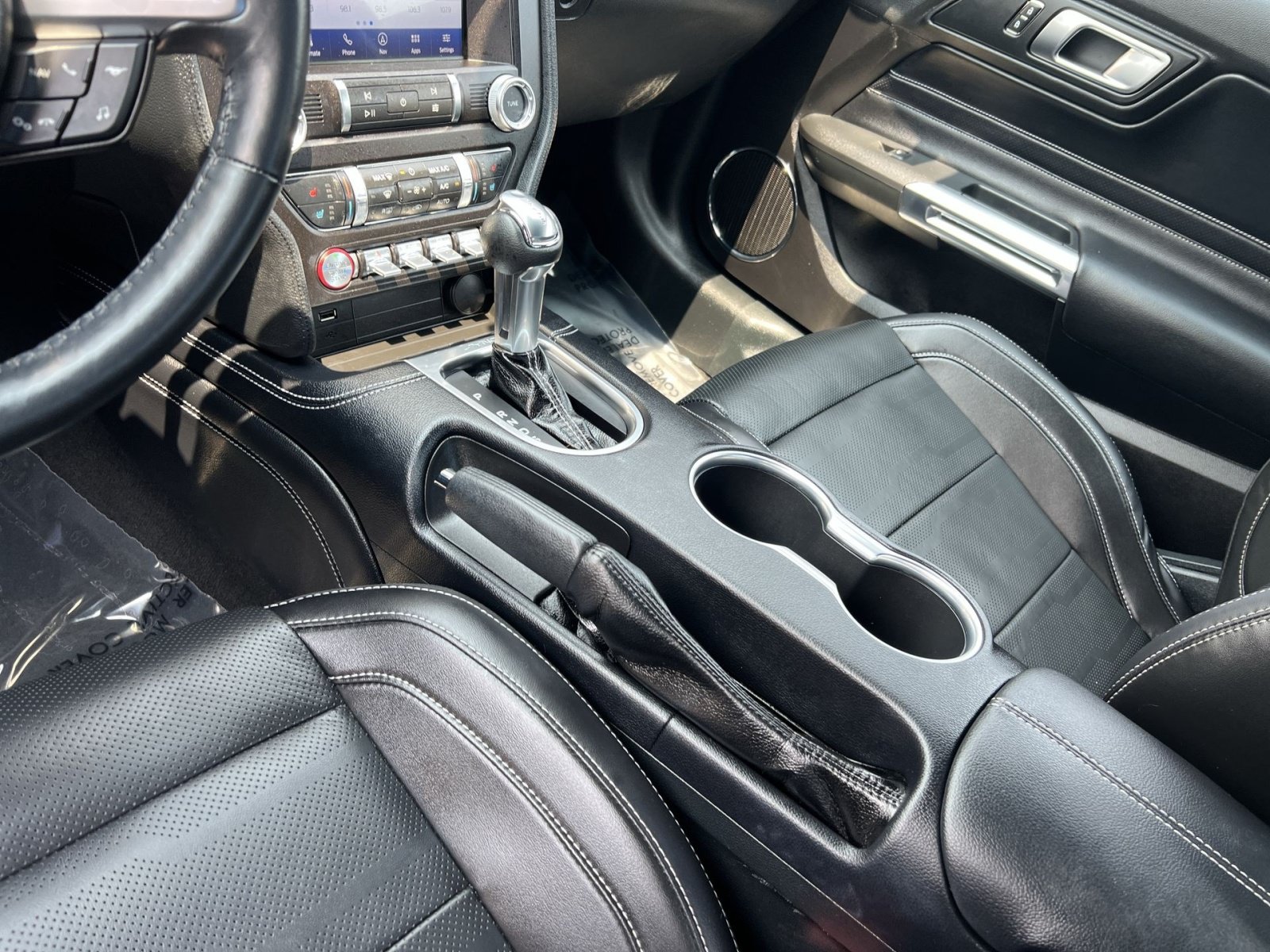 Used 2022 Ford Mustang GT Premium w/ Equipment Group 401A RWD image 23