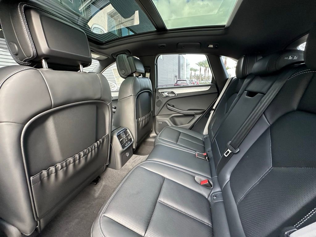 Used 2026 Porsche Macan S image 37
