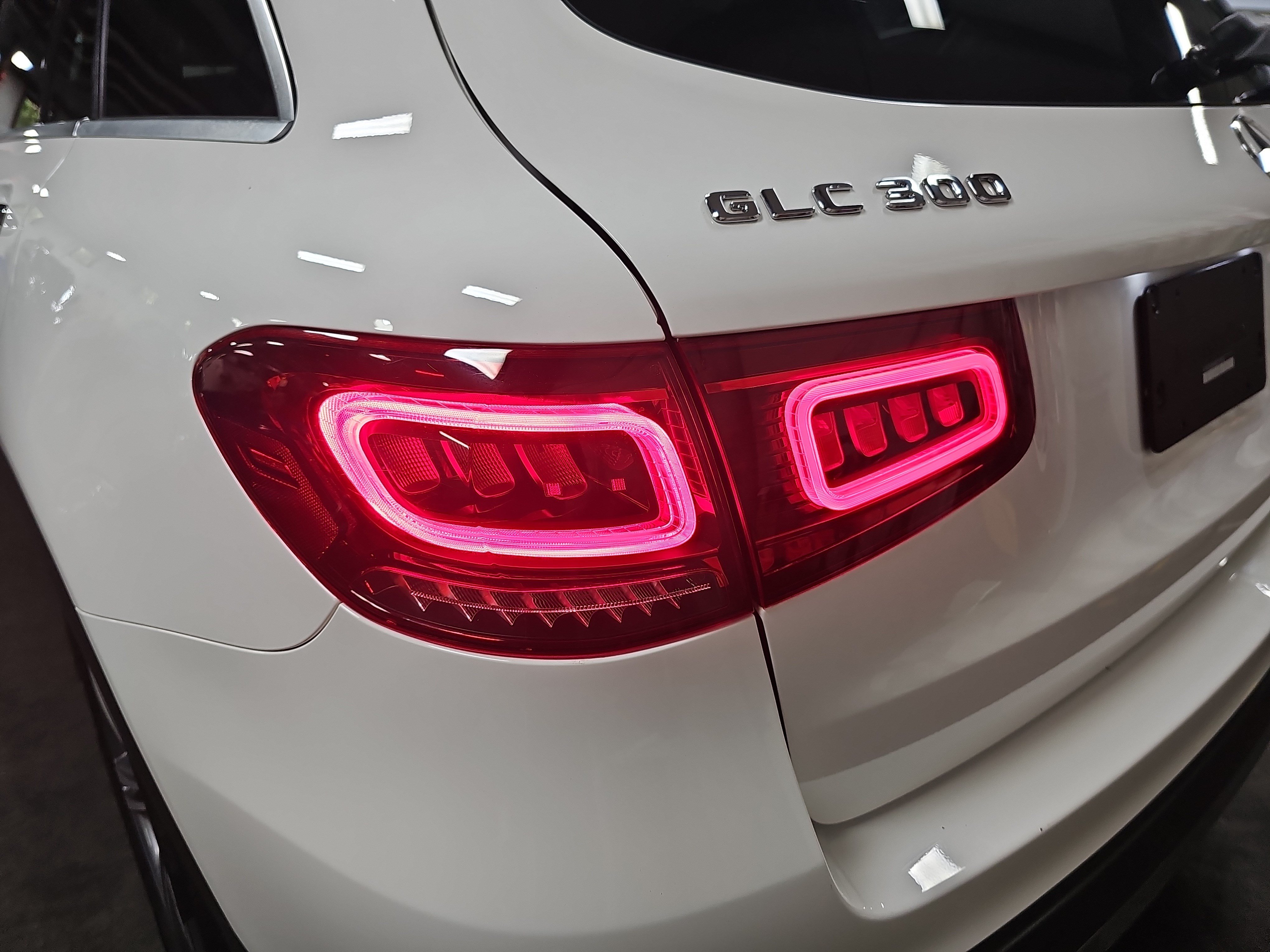 Used 2021 Mercedes-Benz GLC 300 image 33