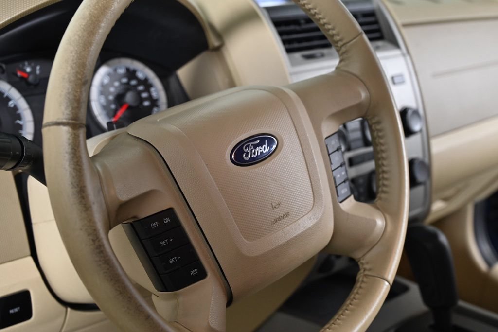 Used 2009 Ford Escape XLT AWD/4WD image 11