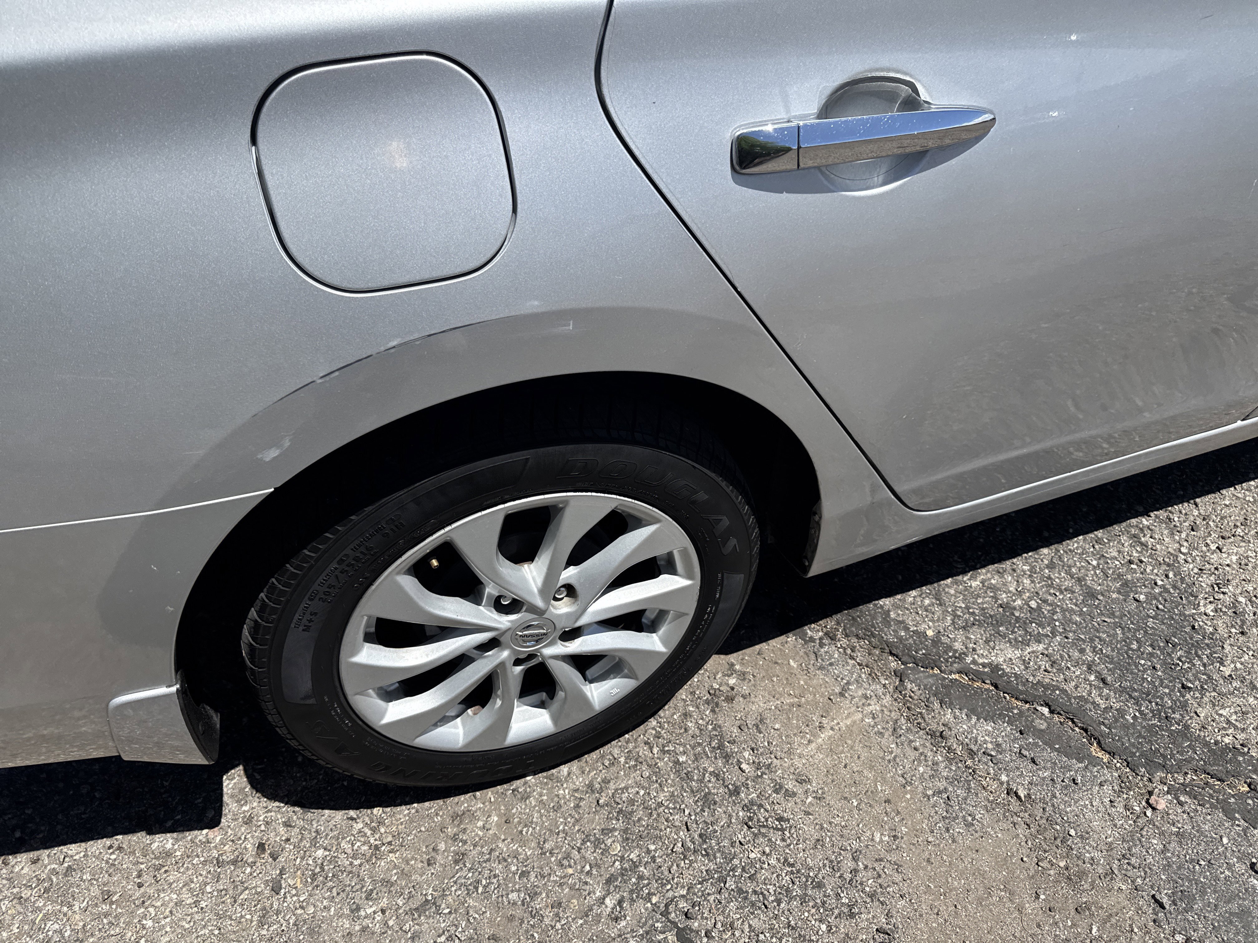 Used 2019 Nissan Sentra SV FWD image 9