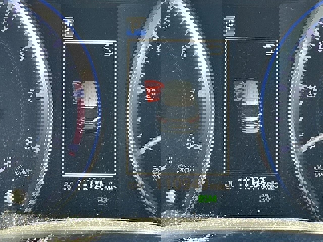 Used 2017 Toyota Highlander Limited image 8