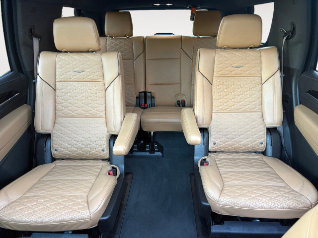 Used 2022 Cadillac Escalade Sport AWD/4WD image 6