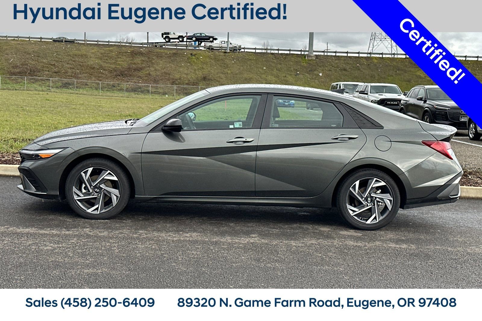 Used 2025 Hyundai Elantra SEL FWD image 8