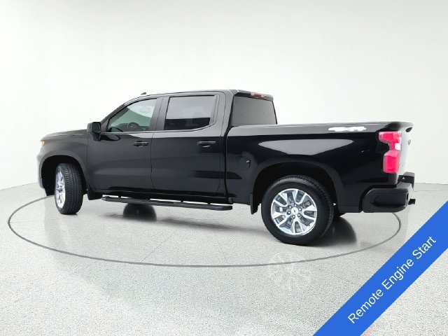 Used 2022 Chevrolet Silverado 1500 RST AWD/4WD image 3