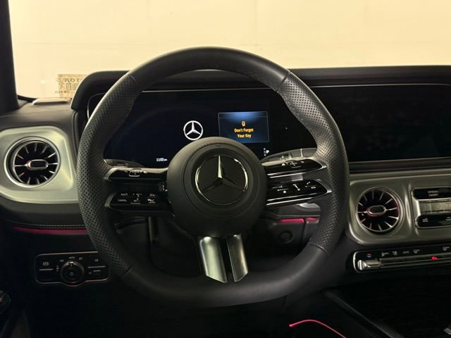 Used 2025 Mercedes-Benz G 550 image 24