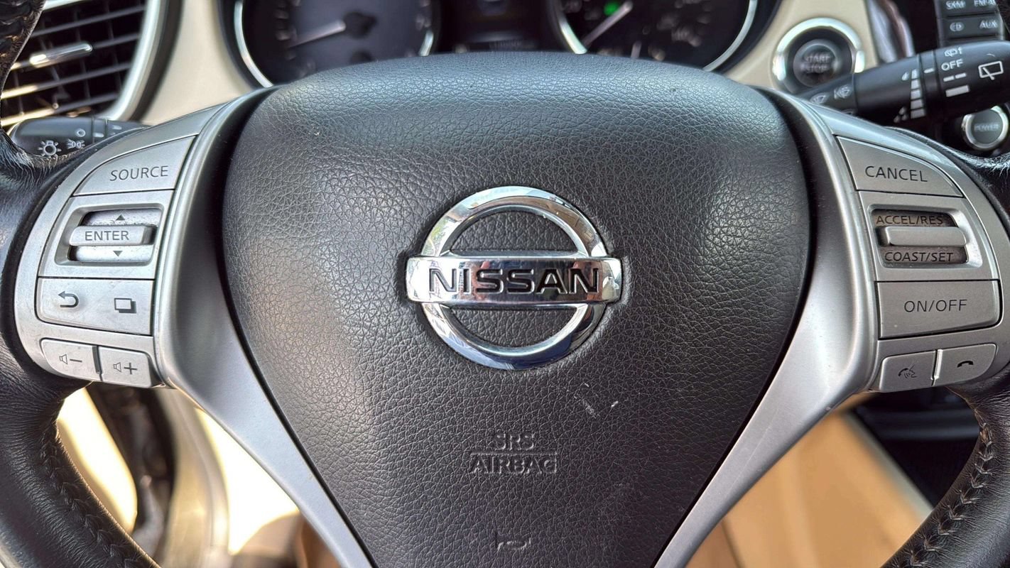 Used 2016 Nissan Rogue SL AWD/4WD image 12