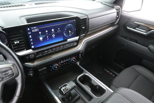 Used 2024 Chevrolet Silverado 1500 RST AWD/4WD image 26