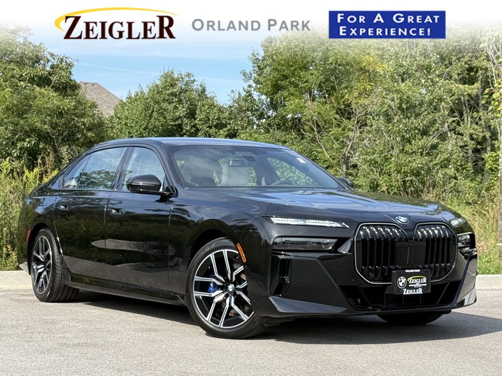 Certified 2025 BMW 760i xDrive w/ Executive Package