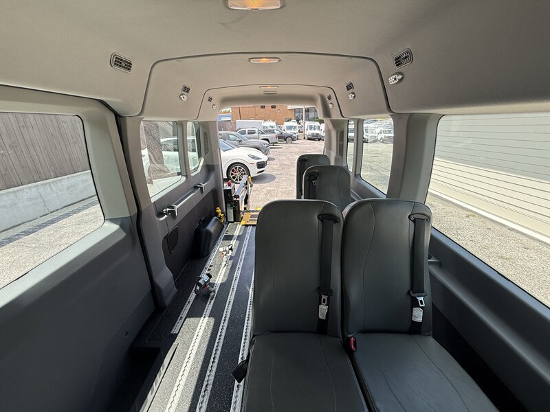 Used 2019 Ford Transit 350 XL RWD image 52