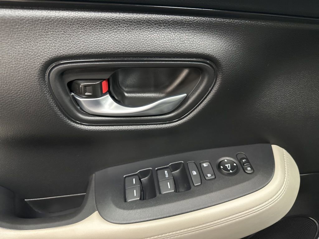 Used 2024 Honda HR-V LX image 18