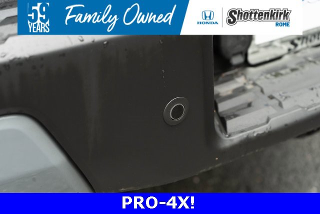 Used 2023 Nissan Frontier PRO-4X w/ Technology Package image 22