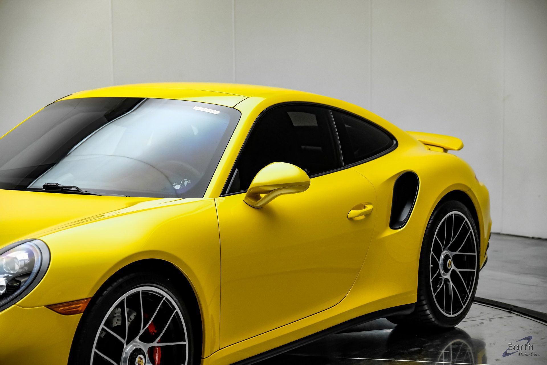 Used 2018 Porsche 911 Turbo S image 29