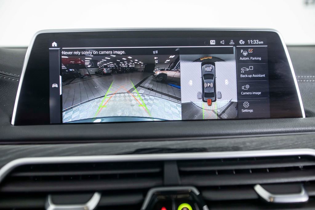 Used 2021 BMW 740i w/ M Sport Package RWD image 34