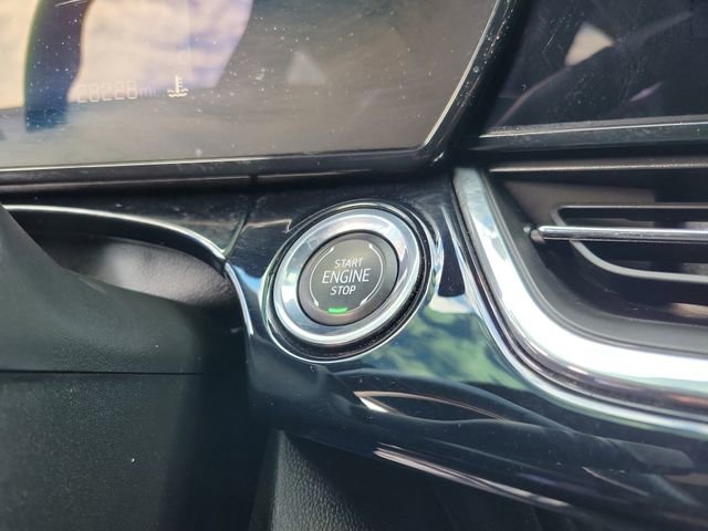 Used 2025 Chevrolet Trax RS w/ Driver Confidence Package image 23