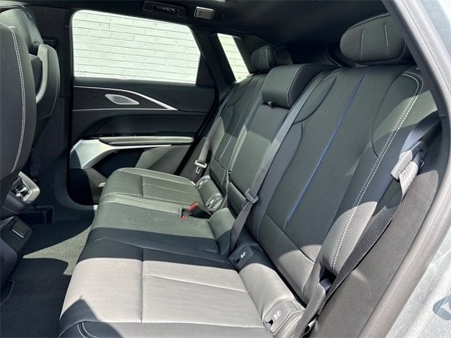 New 2026 Cadillac Lyriq V image 6