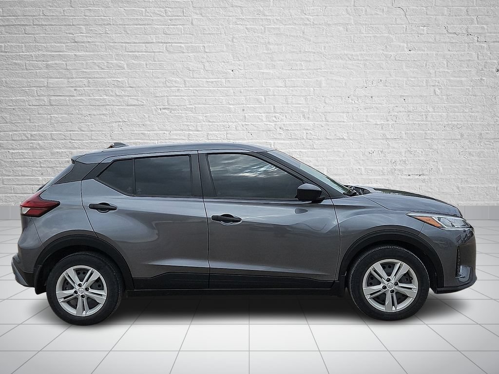 Used 2024 Nissan Kicks S FWD image 5