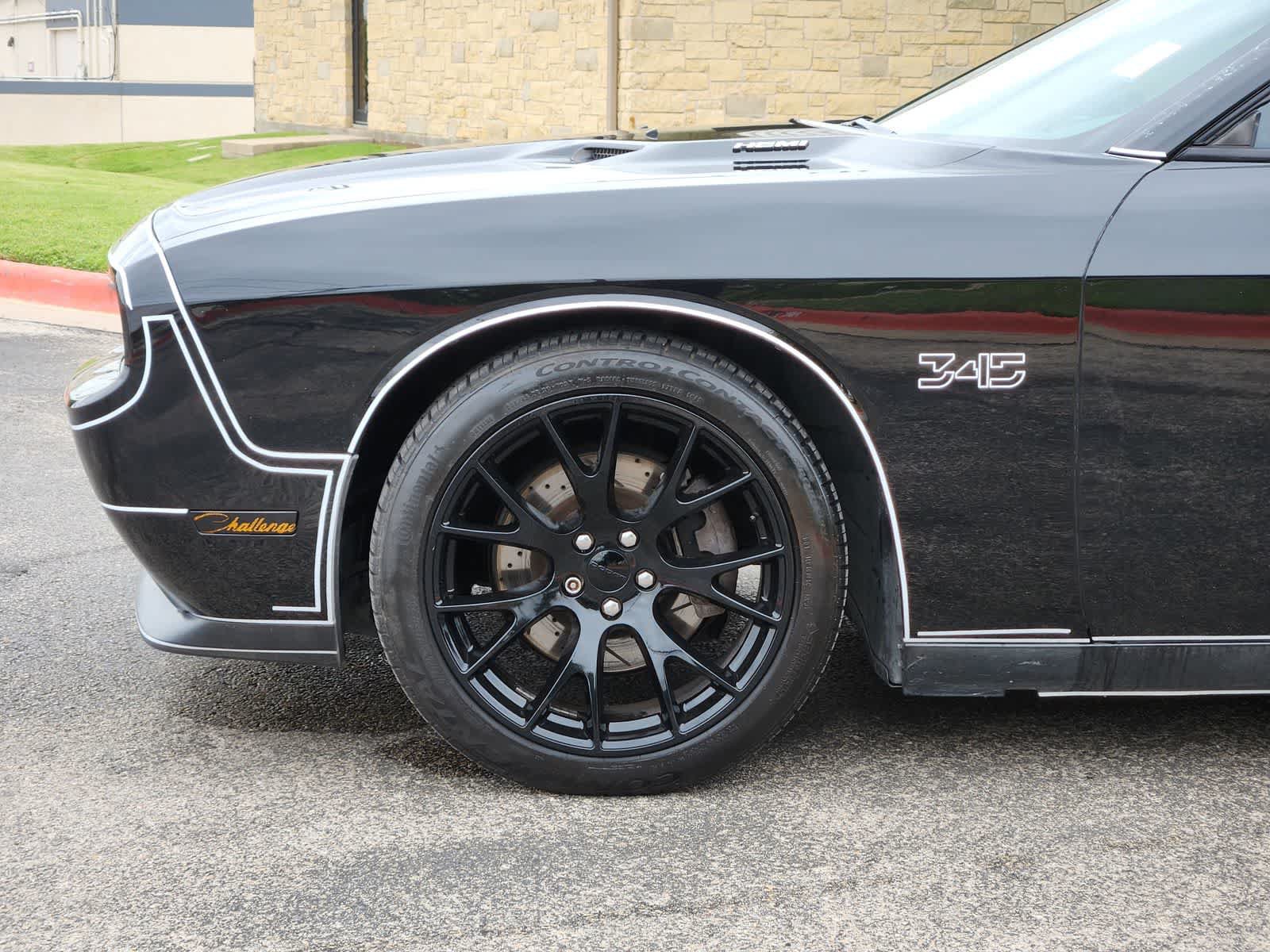 Used 2014 Dodge Challenger R/T w/ Blacktop Package RWD image 8