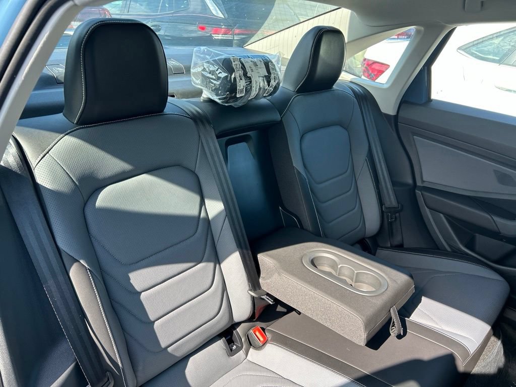 New 2026 Volkswagen Jetta SEL FWD image 51