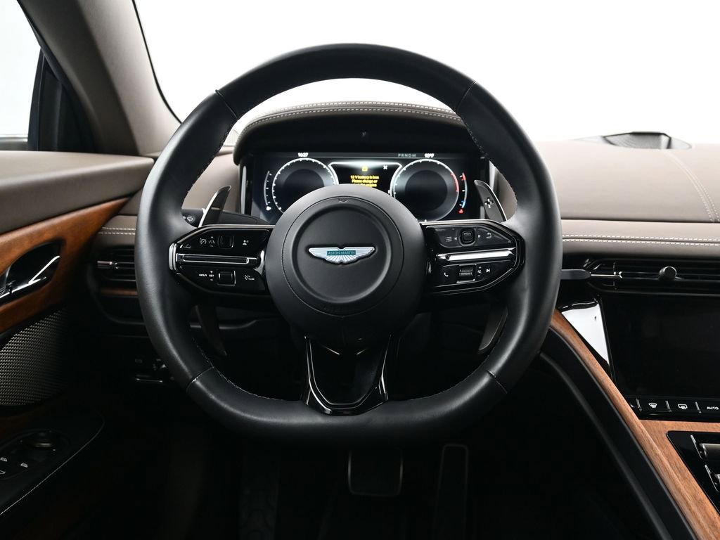Used 2024 Aston Martin DB12 Coupe RWD image 10