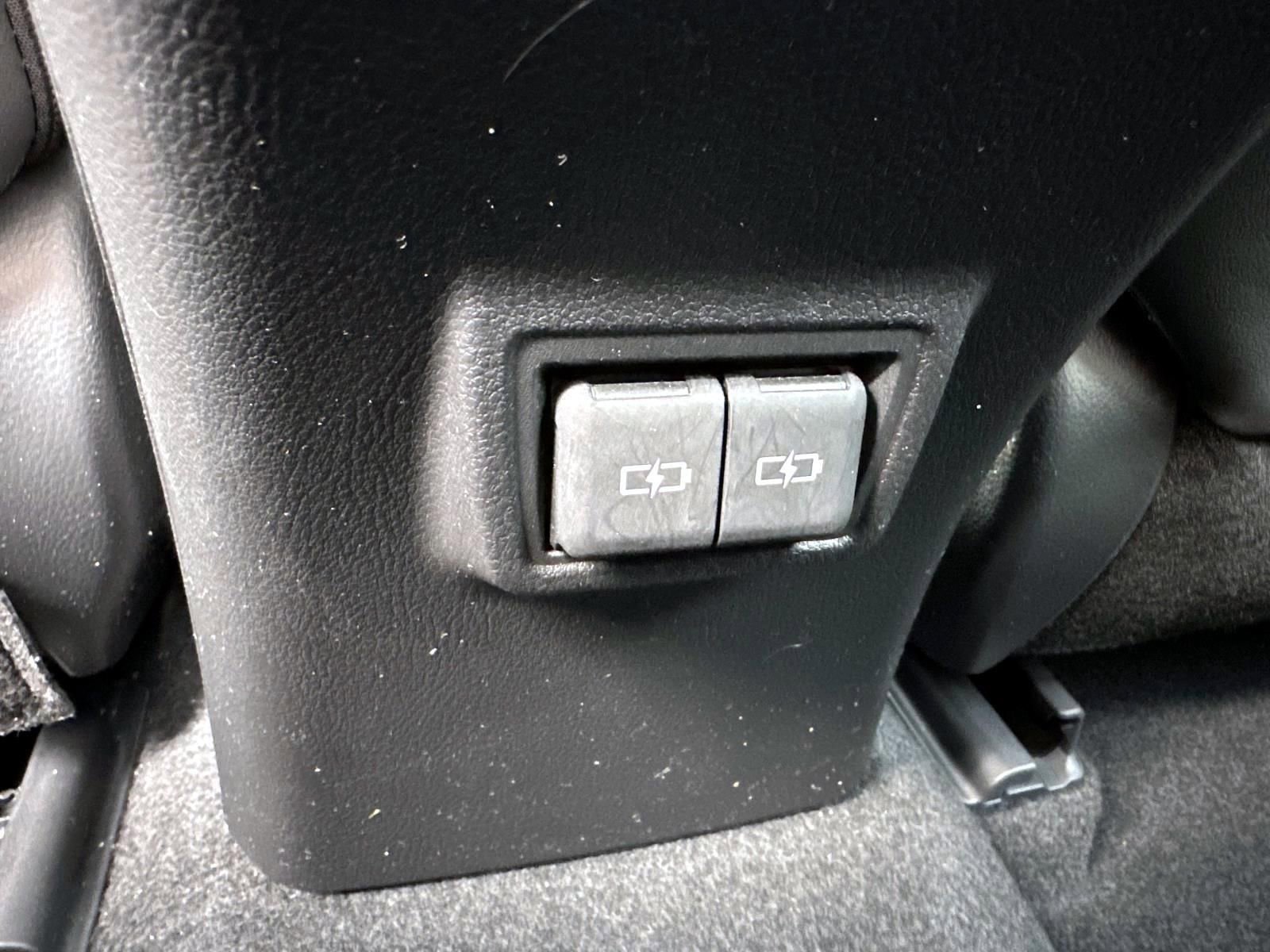 Used 2023 Lexus UX 250h AWD image 31